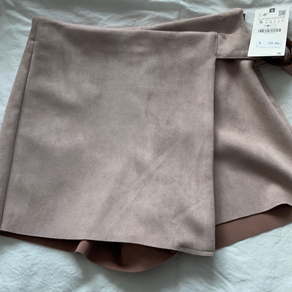 Zara Skirt size S NWT